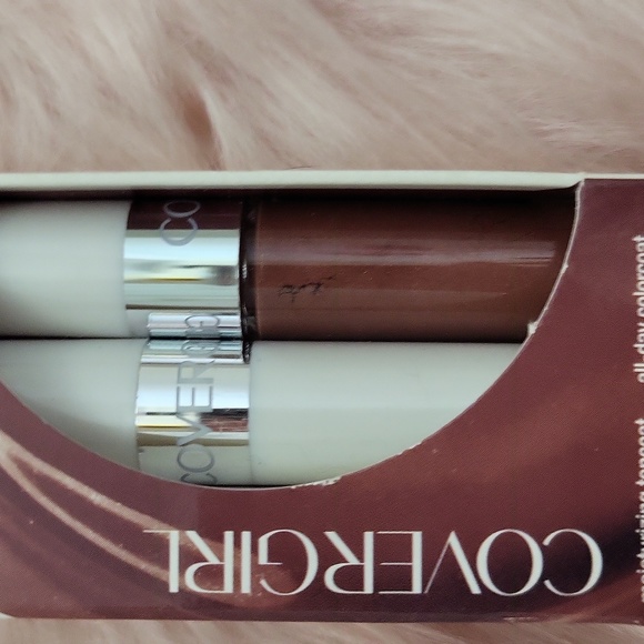 Brand New COVERGIRL OUTLAST Lip Color - Picture 2 of 3